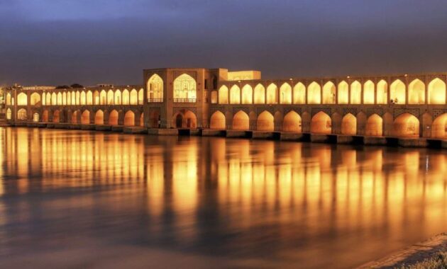 The-Most-Beautiful-Bridge-in-The-World-Khaju-Bridge-Isfahan-Iran