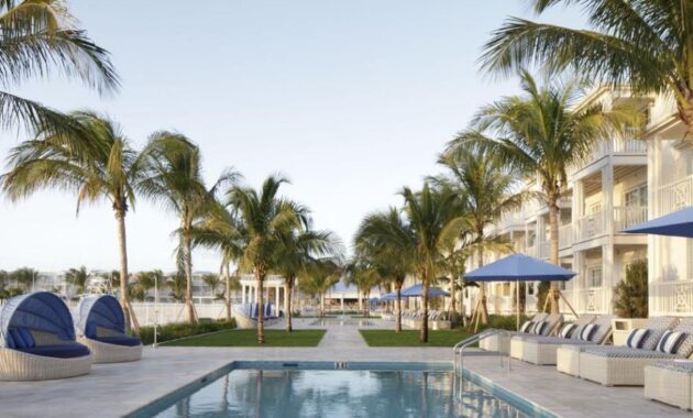 Resorts-In-Florida-Keys-Oceans-Edge-Key-West 2