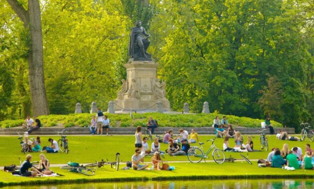 Vondelpark, Amsterdam - Best City Parks