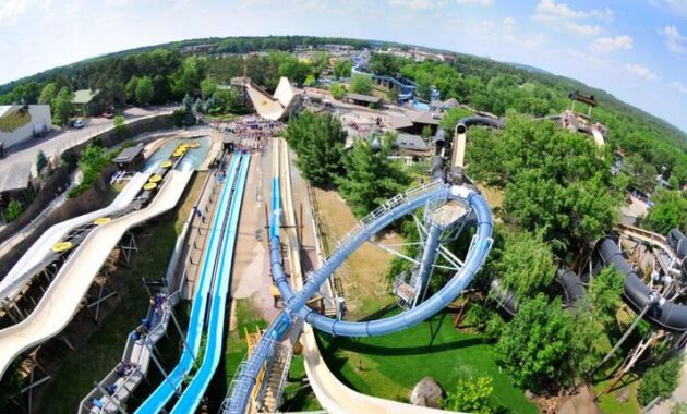 Scorpion Tail best waterslides - Noah's Ark Water Park, Wisconsin Dells, WI