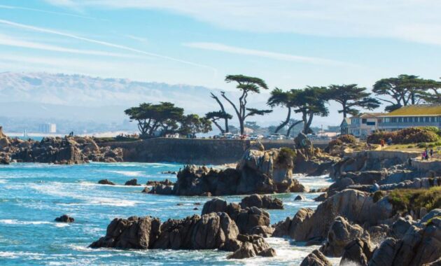 Carmel and Monterey - The Coastal Towns