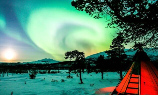 Abisko Sweden - Best Place to See Aurora Borealis in December