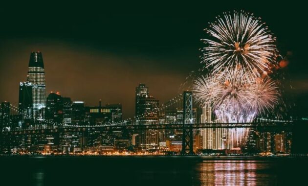 San Francisco - California Bay Area Brilliance - Ring in the New Year