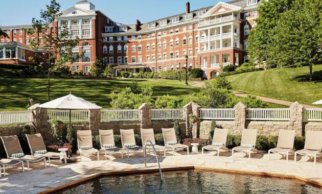 The Omni Homestead Resort and Warm Springs Pools, Virginia - best hot springs USA