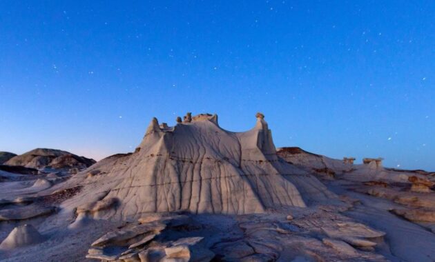 Bisti-De-Na-Zin Wilderness - New Mexico - USA desert travel destinations
