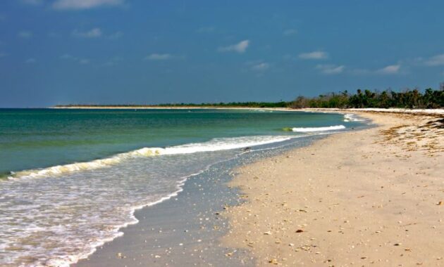 Florida secluded beach spot