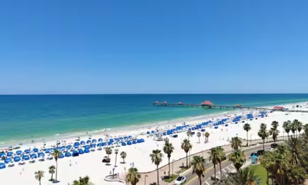 Clearwater Beach (Gulf Coast) - Florida family beach vacations