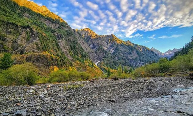 Enchanted Valley Trail, Washington - USA hidden hiking trails