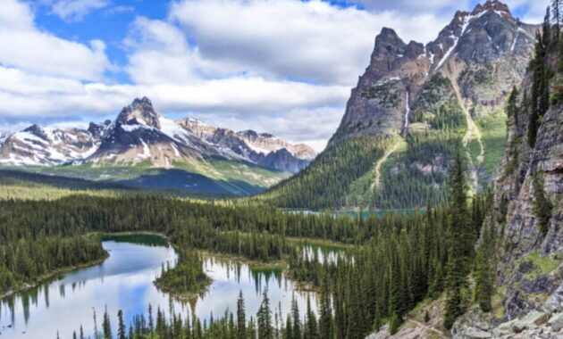 Lake O'Hara, Yoho National Park (British Columbia, Canada) Rocky Mountains hidden spots