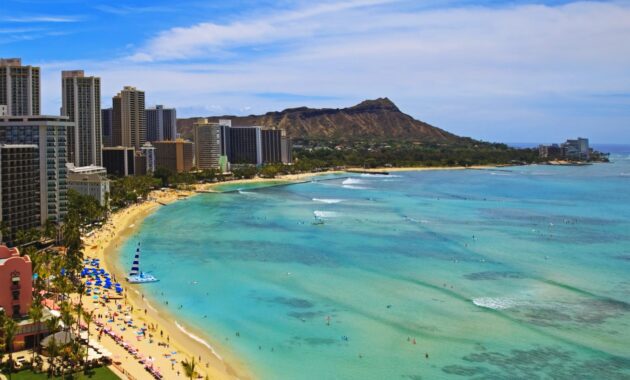 Hawaii island hopping Oahu Maui