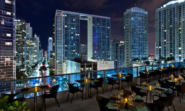 Downtown Miami - Miami Rooftop Bars Nightlife