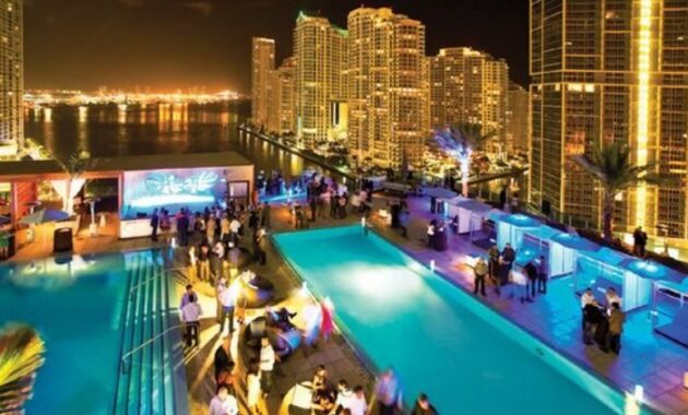 Miami rooftop bars nightlife guide - Brickell
