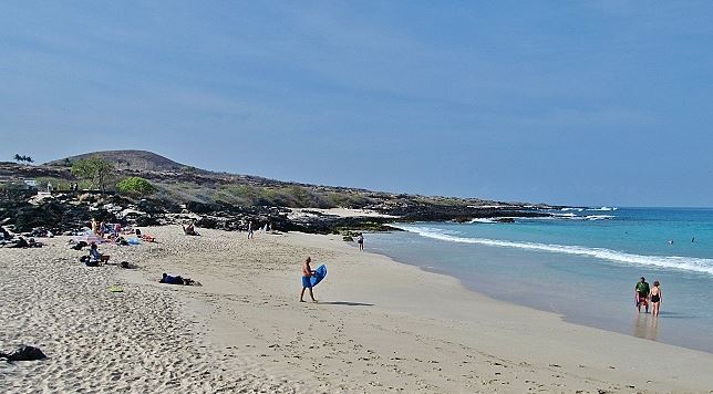 Best Beaches in Kailua Kona - Kua Bay