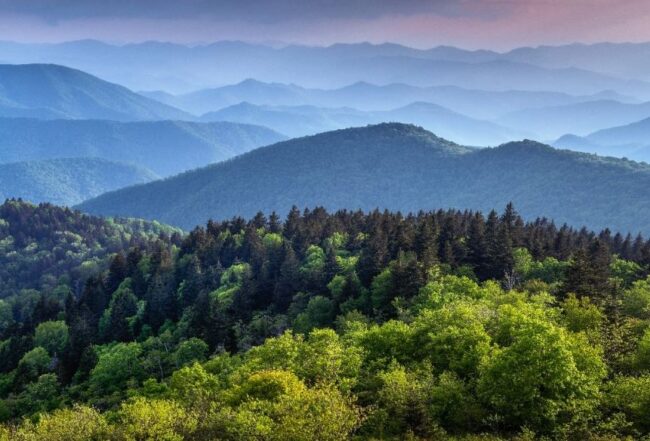 Great Smoky Mountains, Tennessee & North Carolina - USA mountain hidden getaways